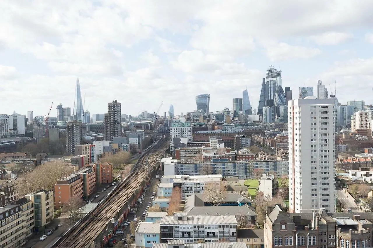 Modern 1 Bedroom Apartment In E1 With Great Views London United Kingdom